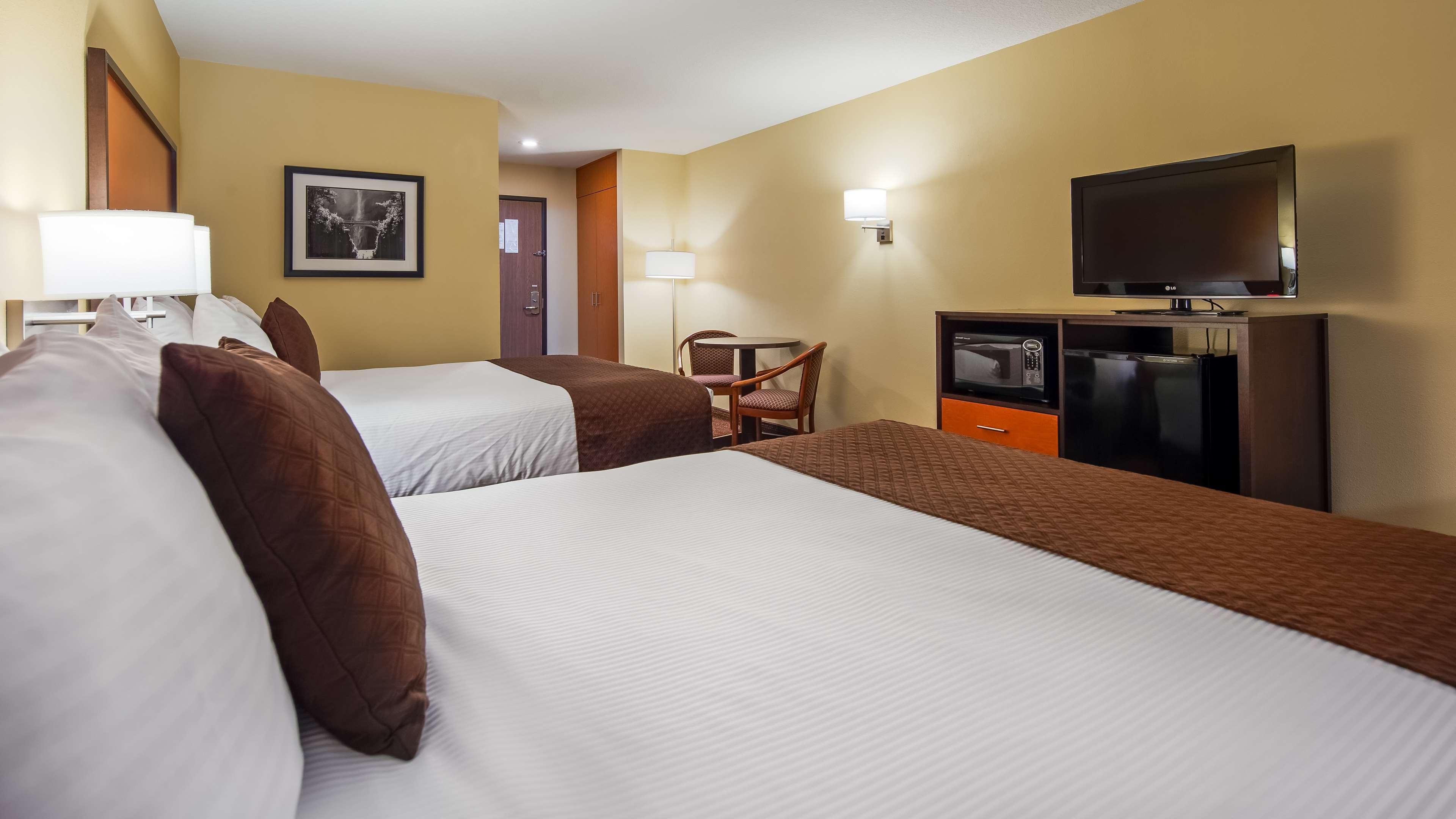 טרוטדייל Best Western Cascade Inn & Suites מראה חיצוני תמונה