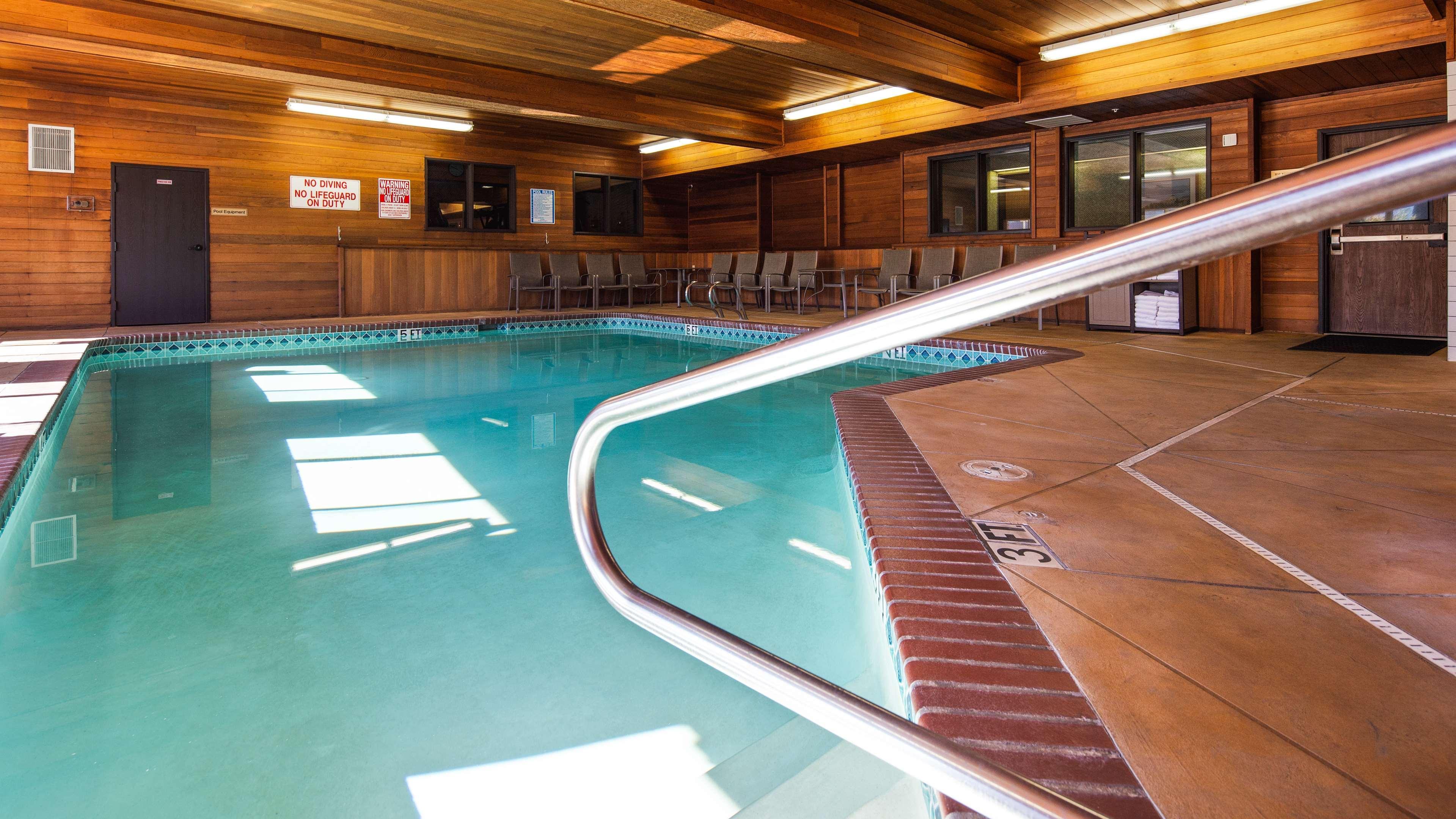 טרוטדייל Best Western Cascade Inn & Suites מראה חיצוני תמונה