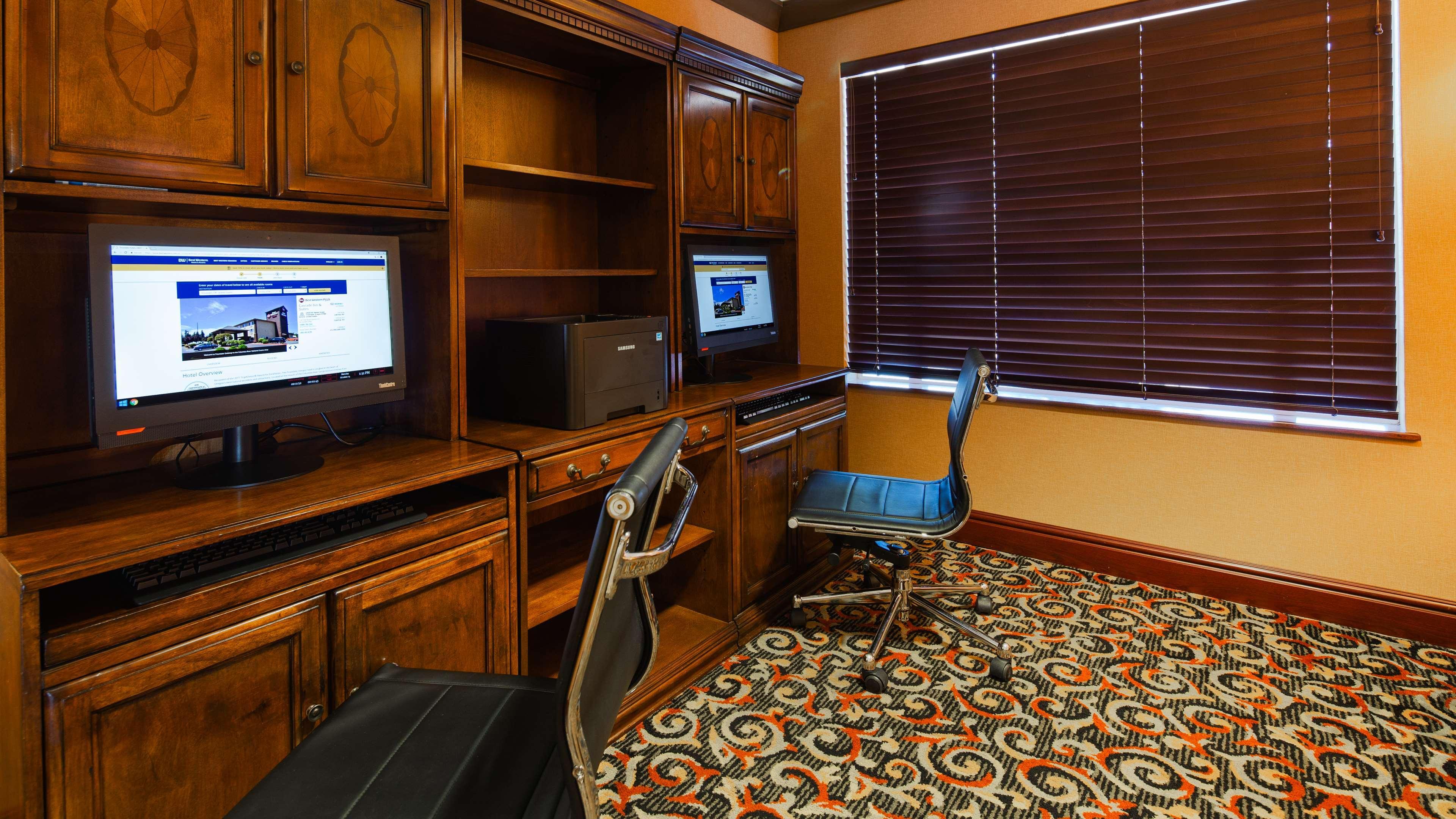 טרוטדייל Best Western Cascade Inn & Suites מראה חיצוני תמונה