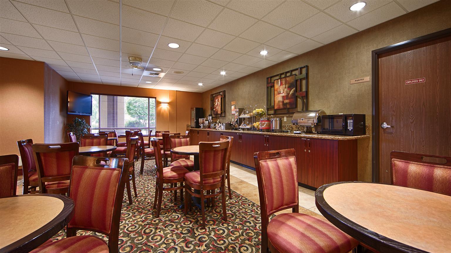 טרוטדייל Best Western Cascade Inn & Suites מראה חיצוני תמונה