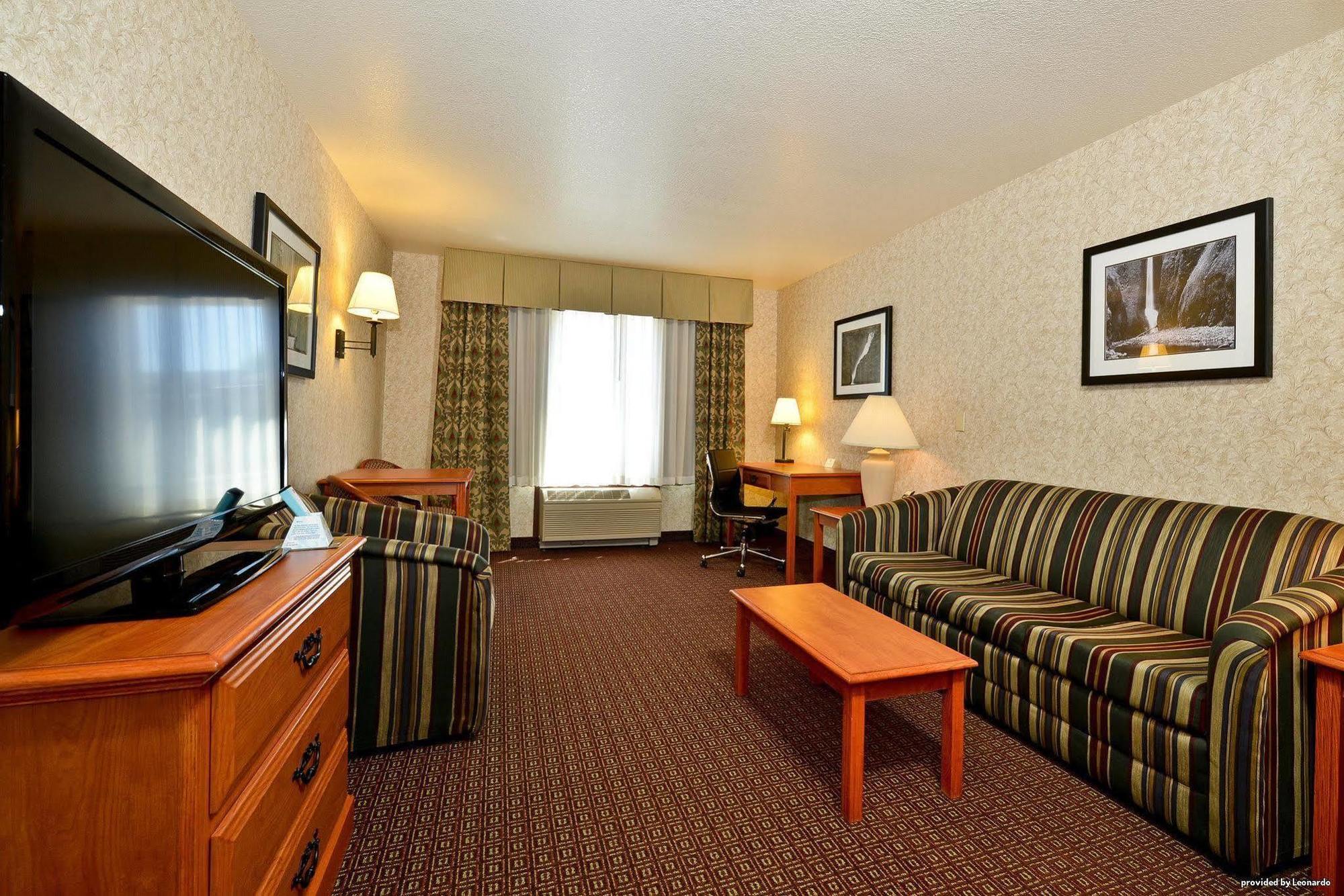 טרוטדייל Best Western Cascade Inn & Suites מראה חיצוני תמונה