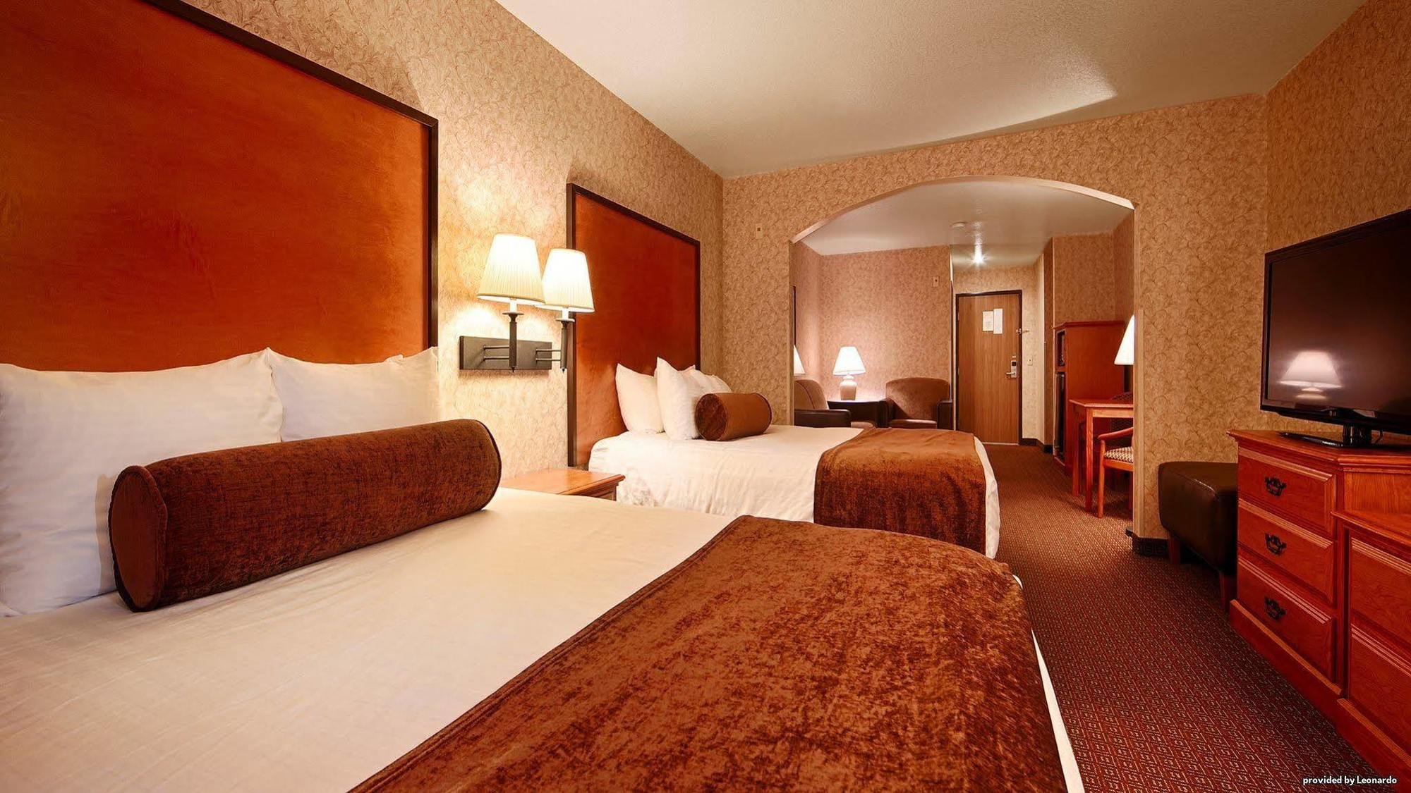 טרוטדייל Best Western Cascade Inn & Suites מראה חיצוני תמונה